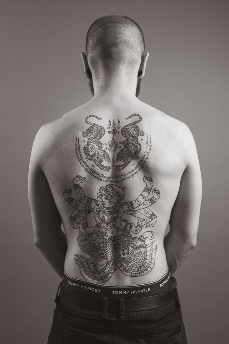 MΛRKUS EDGΛR RUF — Erscheinungsbild und Fotografie für das Into the